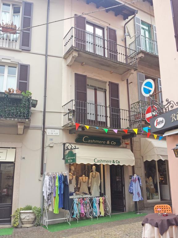 Appartamento Via De Vit Stresa Exteriér fotografie